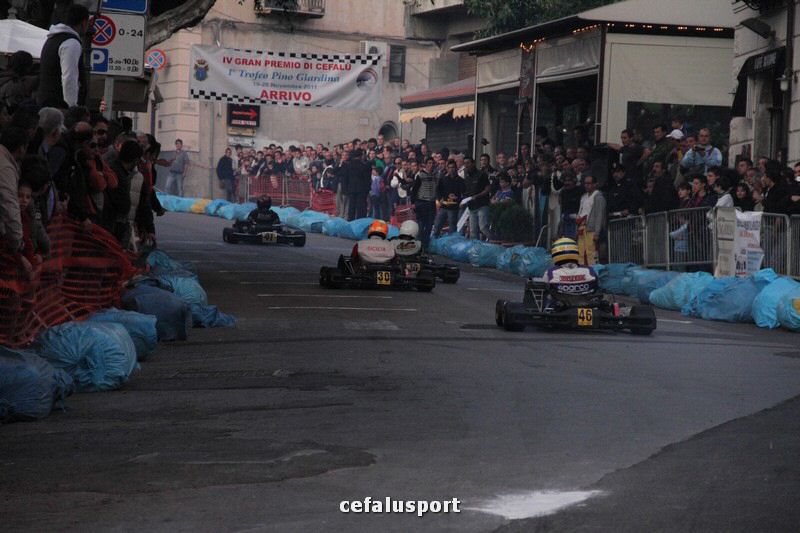 111120 sport2 410_tn.jpg
